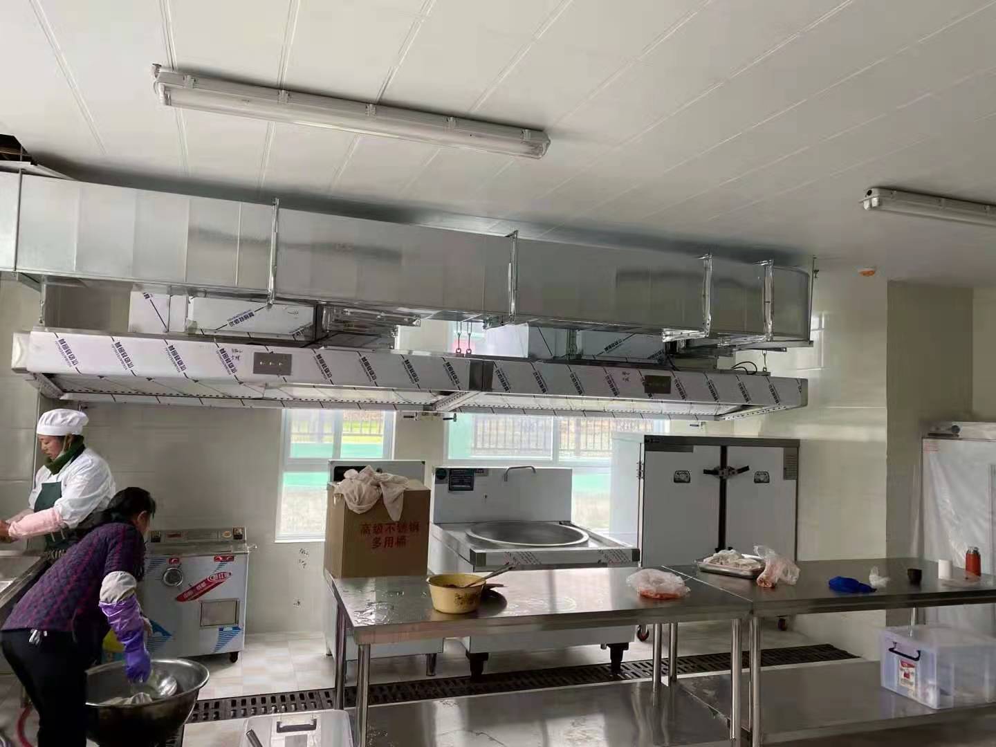 学校食堂榴莲网站视频设备