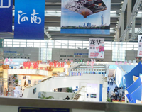 成都商用榴莲网站视频设备公司以自身经历告诉你展会经济得失